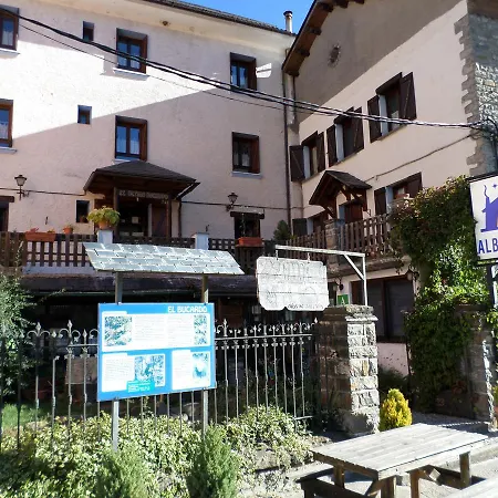 Hostel El Ultimo Bucardo *